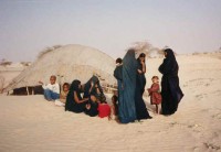 Mali, tábor v poušti. Foto : Galen R. Frysinger